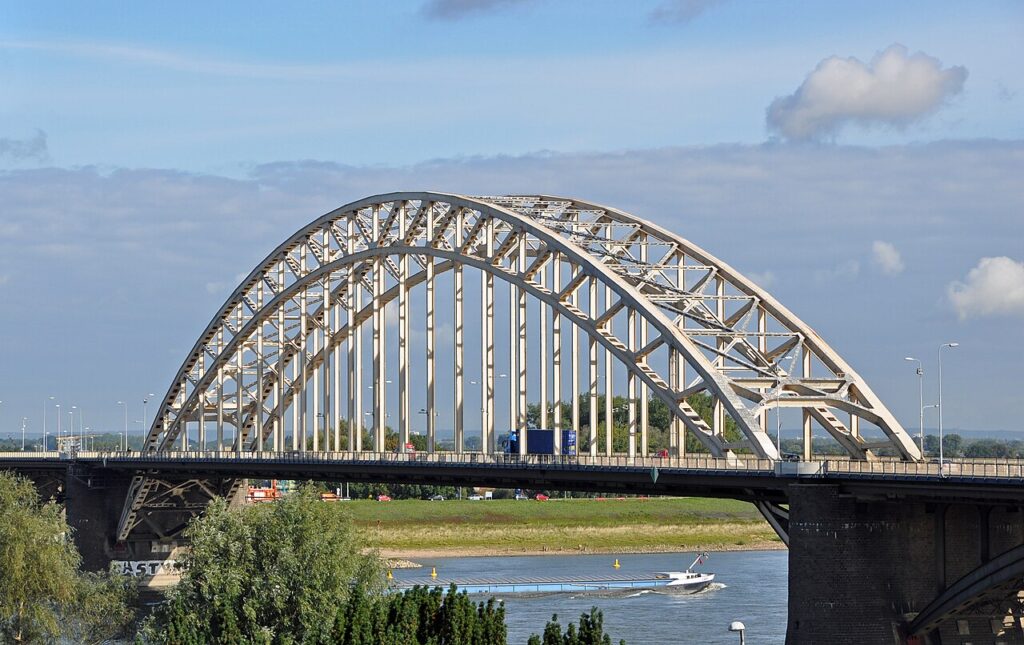 Haartransplantatie Nijmegen bij Hairtec - Waalbrug